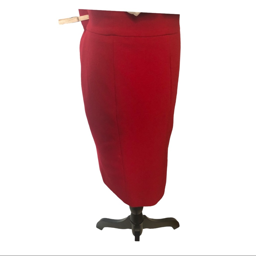 Ann Taylor Petite Pencil skirt, sz 2P Red EUC - Picture 3 of 8